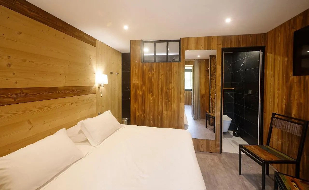 Appart-Hotel Du Lac Foix Aparthotel